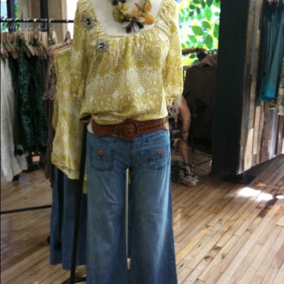 Edme & Esyllte silk Moscow In Bloom peasant blouse - Picture 3 of 12